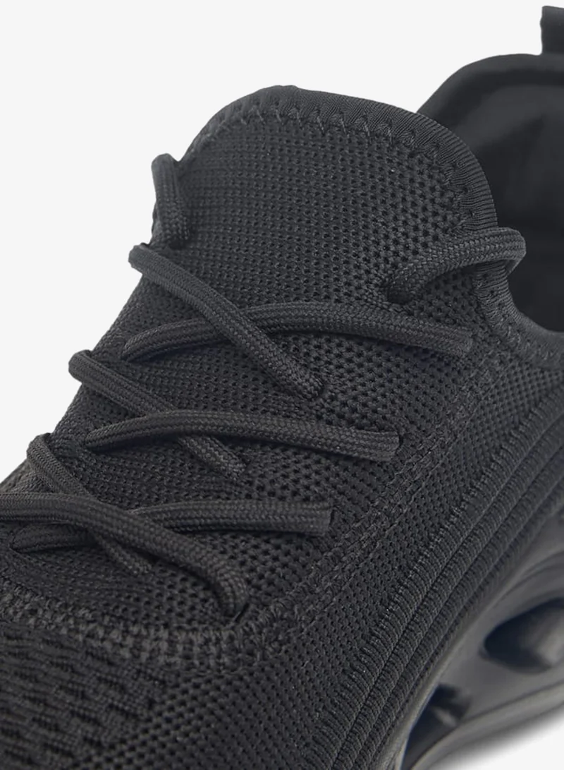 سيليست سنيكرز نسائي شبكي بنسيج مزخرف وإغلاق برباط