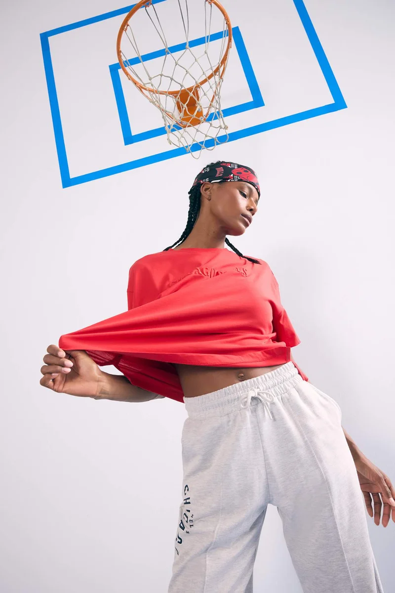 ديفاكتو DeFactoFit NBA Chicago Bulls Oversize Fit Embroidery Cotton T-Shirt