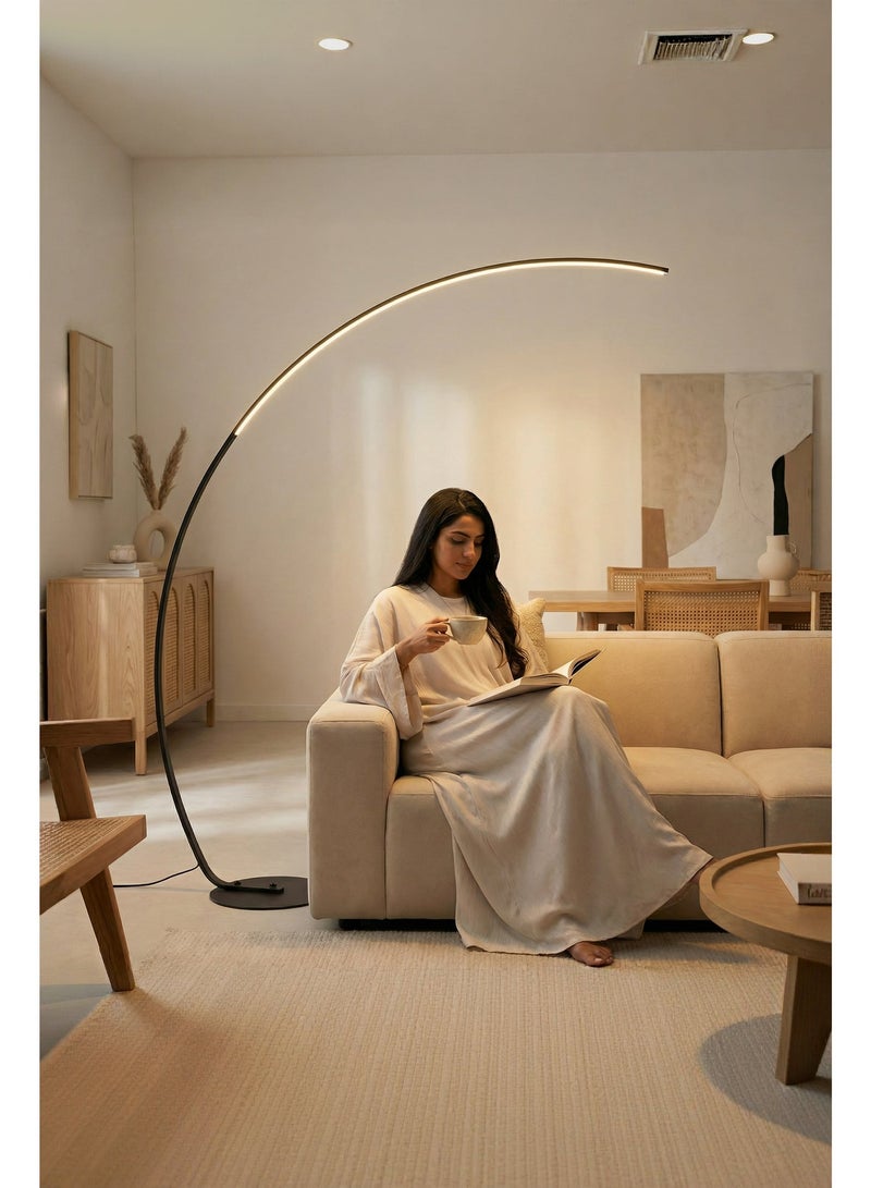 الحياة المريحة مصباح أرضي LED عصري فاخر بتصميم مقوس | إضاءة دافئة قابلة للتعتيم، مناسب لغرفة المعيشة والمجلس | ديكور منزلي أسود بتصميم بسيط، مثالي لشهر رمضان في الإمارات - Image 2