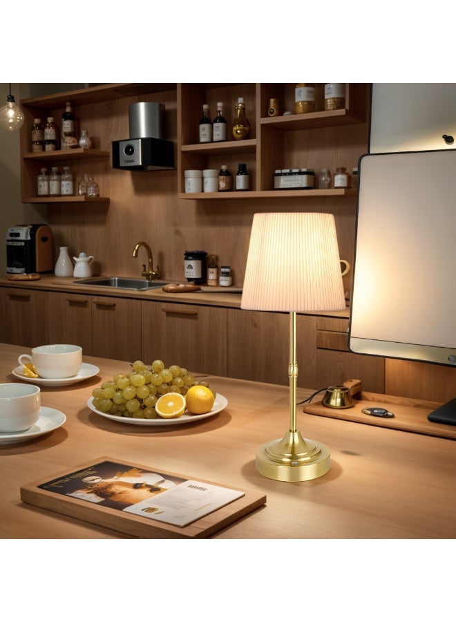 مصباح طاولة بالضوء الدافئ، مفتاح لمس، مُنشأ من القماش والفولاذ، ومُتصل بمنفذ USB - Image 1