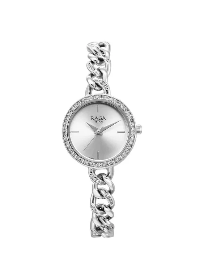 تيتان Women Analog Display Watch With Silver Metal Strap - 95288SM01