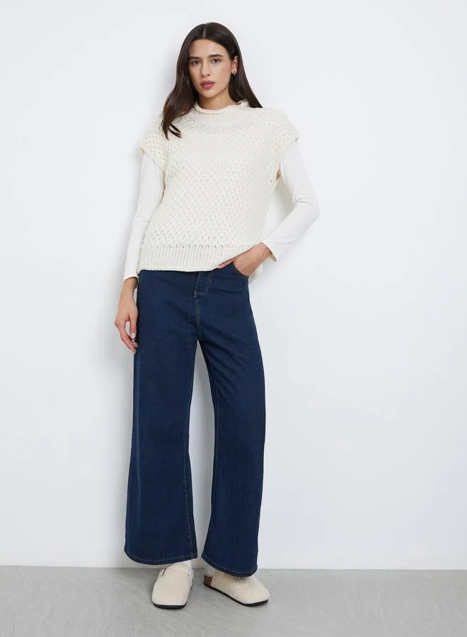 Styli Styli White Knitted Sleeveless Sweater