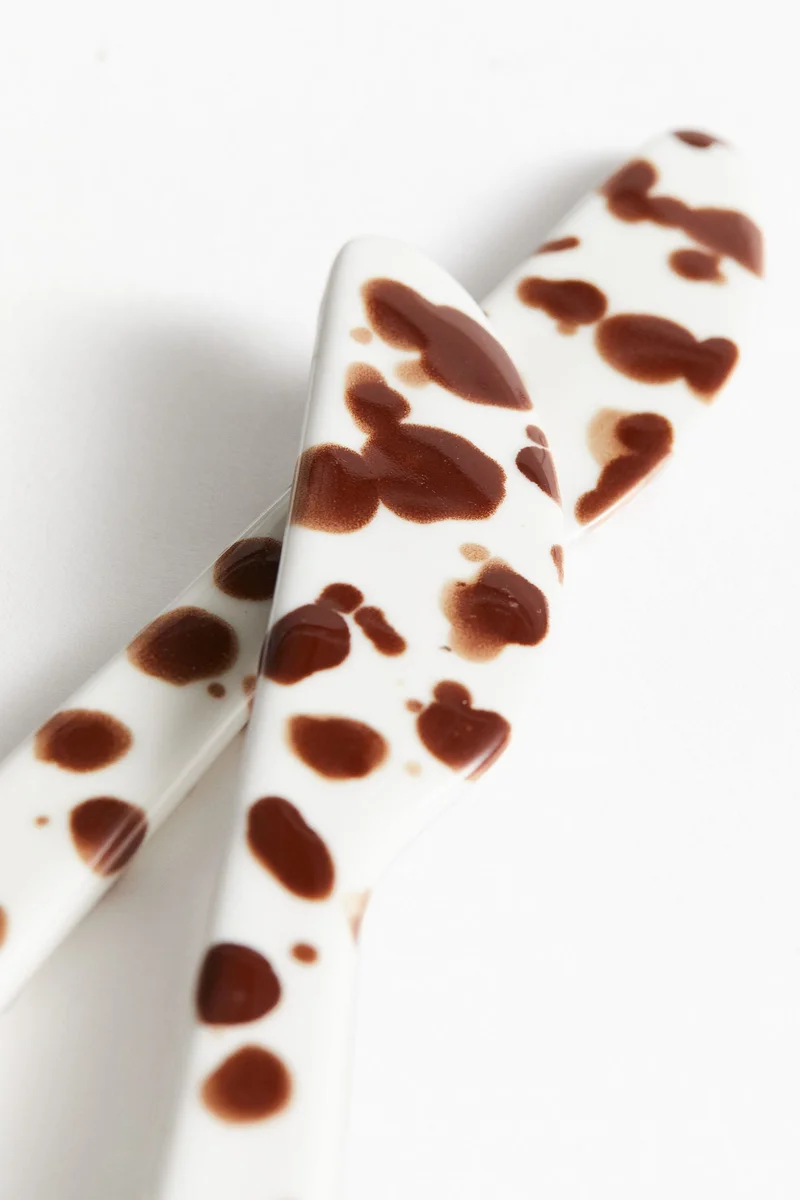 H&M 2-Pack Patterned Stoneware Butter Knives