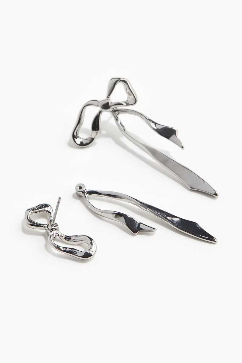 H&M Bow-shaped earrings
