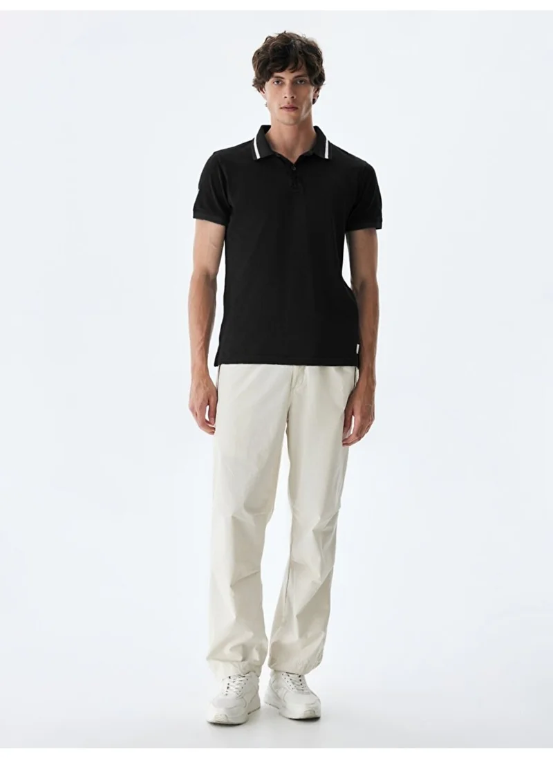 إل تي بي Black T-Shirt
