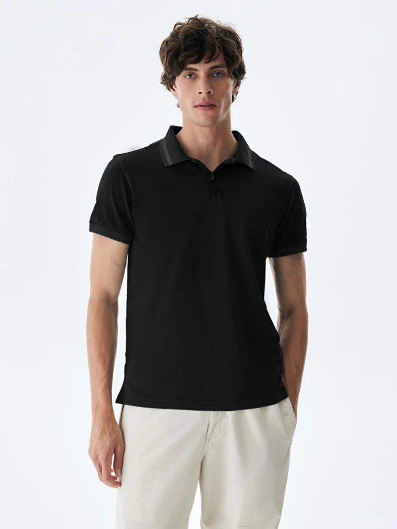 ال تي بي Black T-Shirt