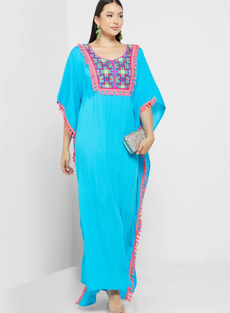 ARABIAN CLOSET Embroidered Flared Sleeve Kaftan