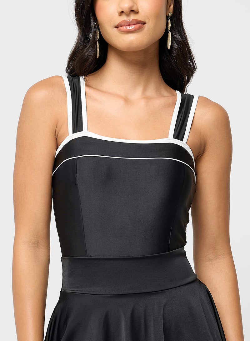 ايلا قطعة واحدة ملابس سباحة مع تنورة خارجية - Image 2