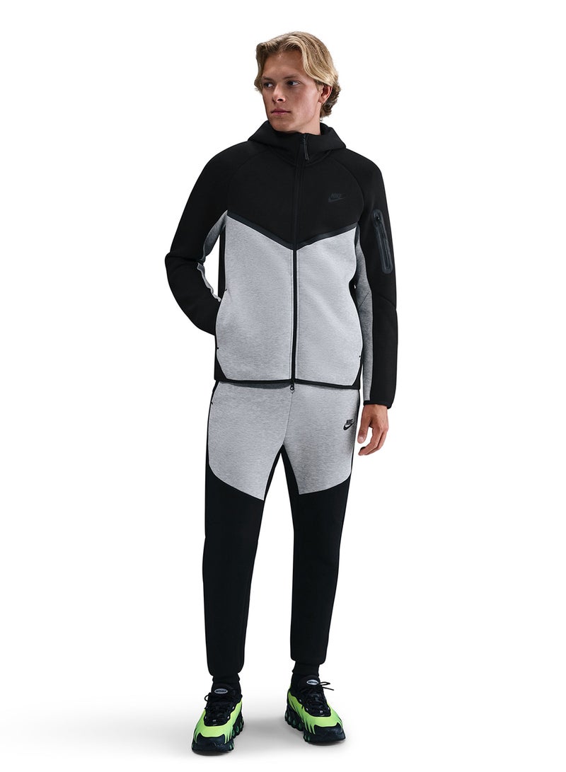 نايكي هودي وين رانر بسحاب كامل من تيك فليس - Image 1