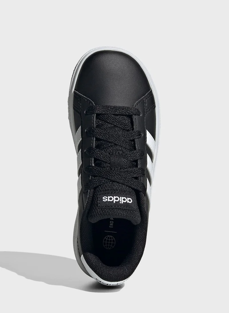 adidas المحكمة الكبرى للشباب 2.0