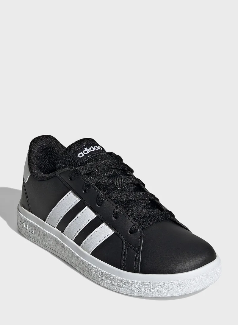 adidas المحكمة الكبرى للشباب 2.0