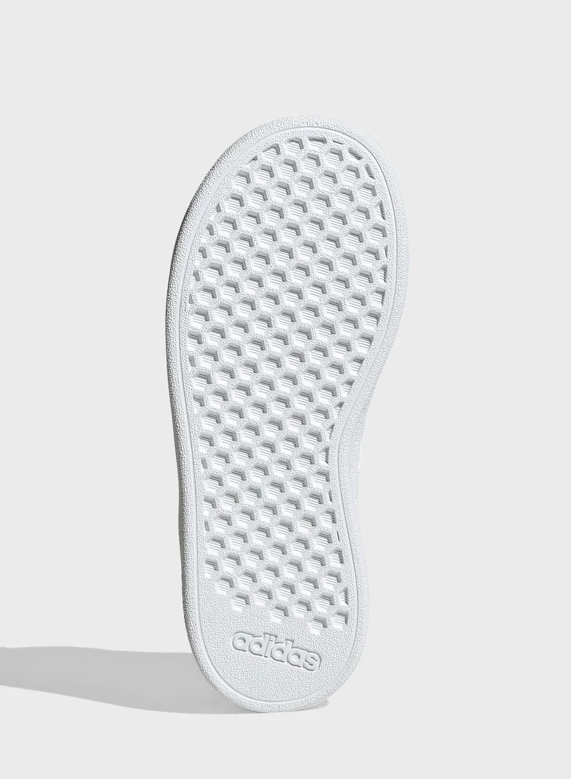 adidas المحكمة الكبرى للشباب 2.0