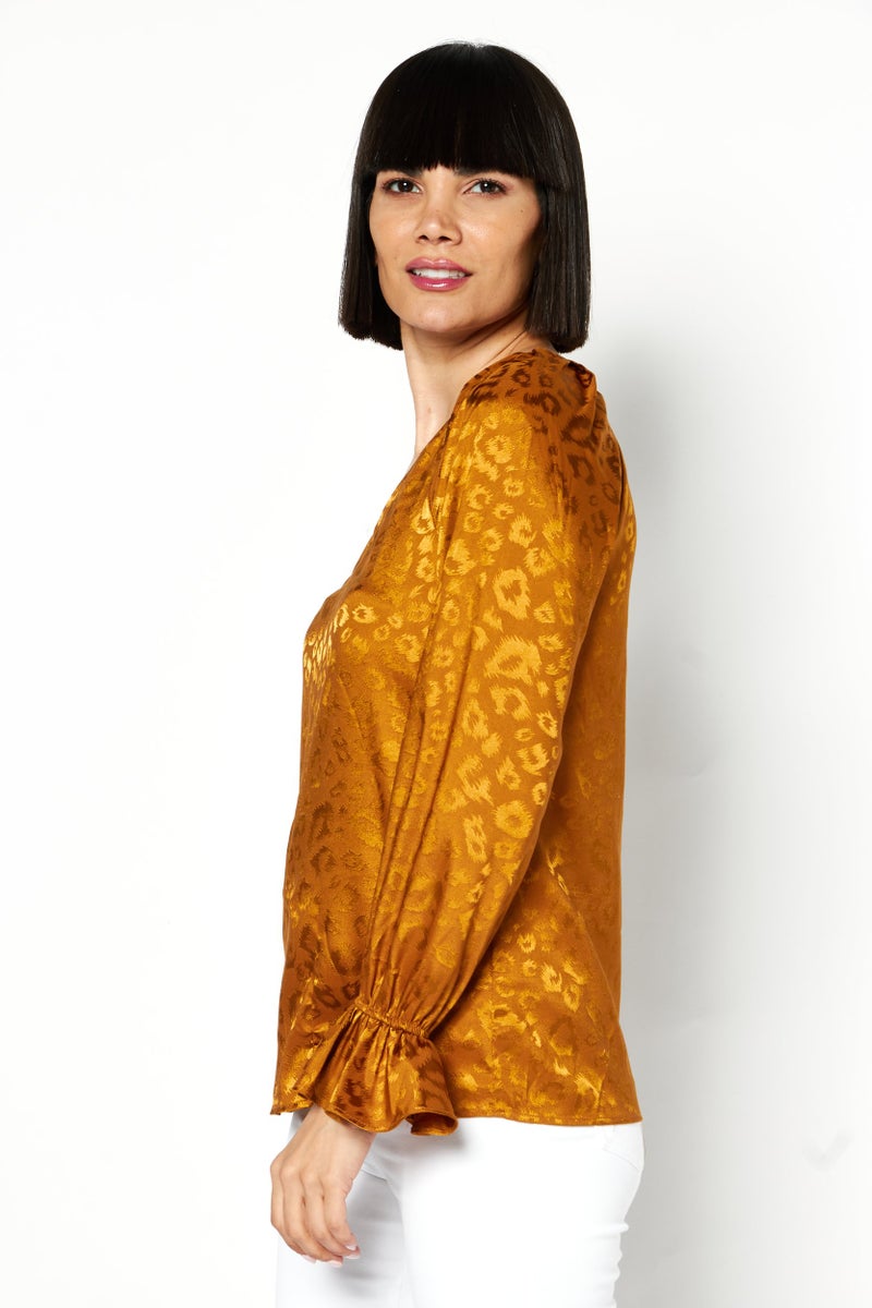 Bar III Women V-neck Allover Print Long Sleeves Top, Brown - Image 4