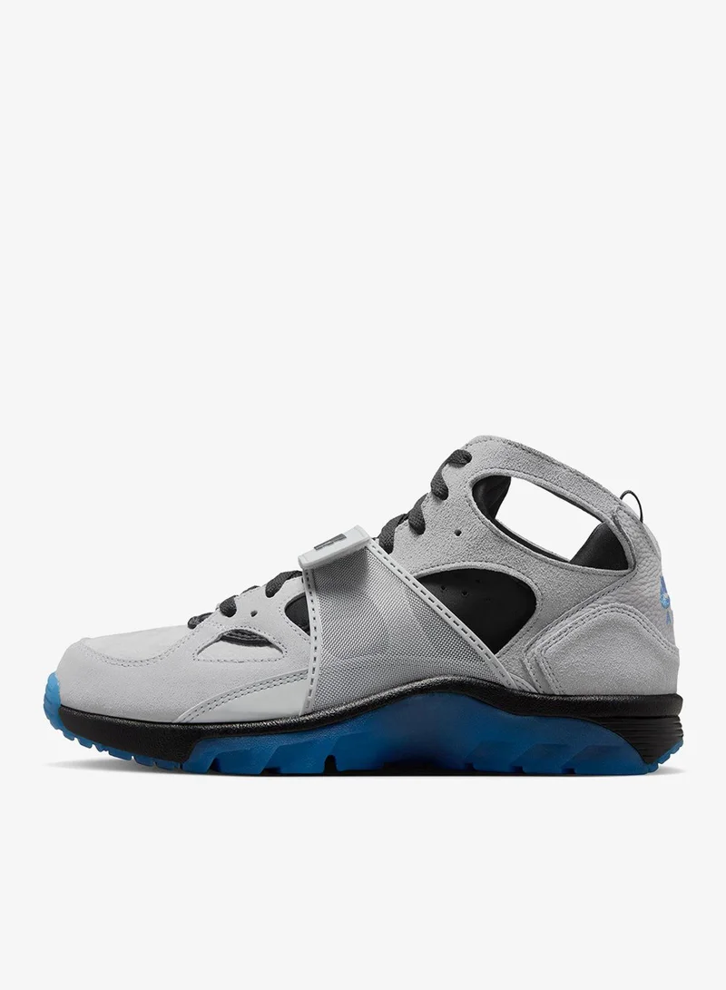 Nike Air Trainer Huarache Se