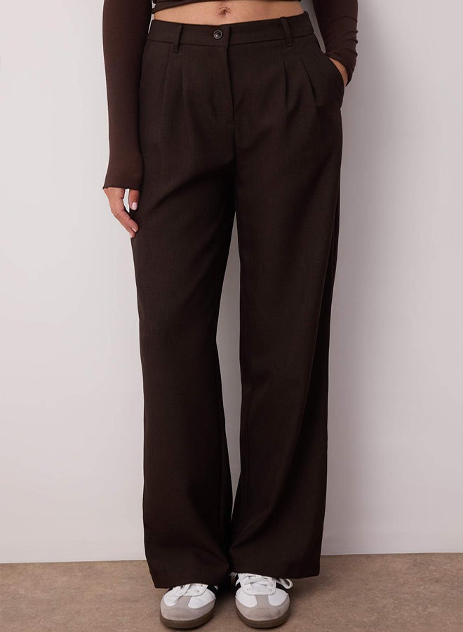trendyol Brown Wide Leg Pleated Woven Fabric Trousers TWOAW22PL0475 - Image 3