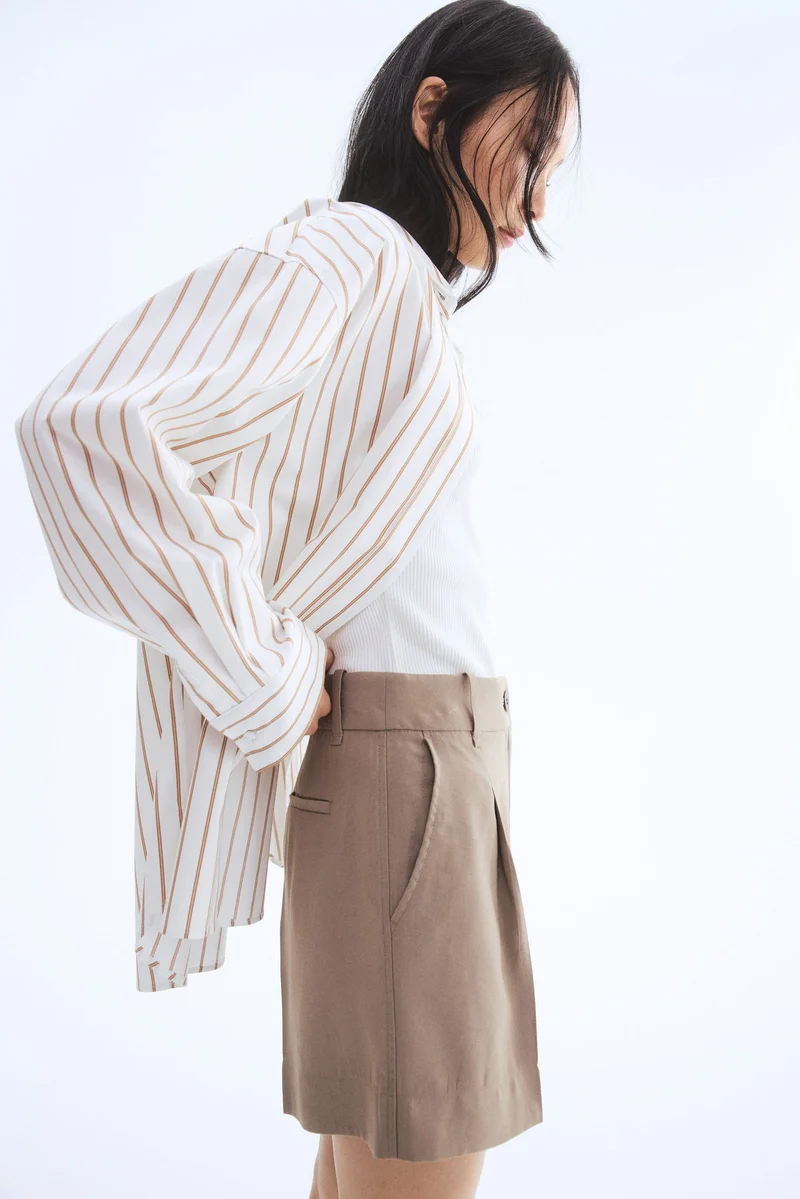 اتش اند ام شورت بتصميم أنيق