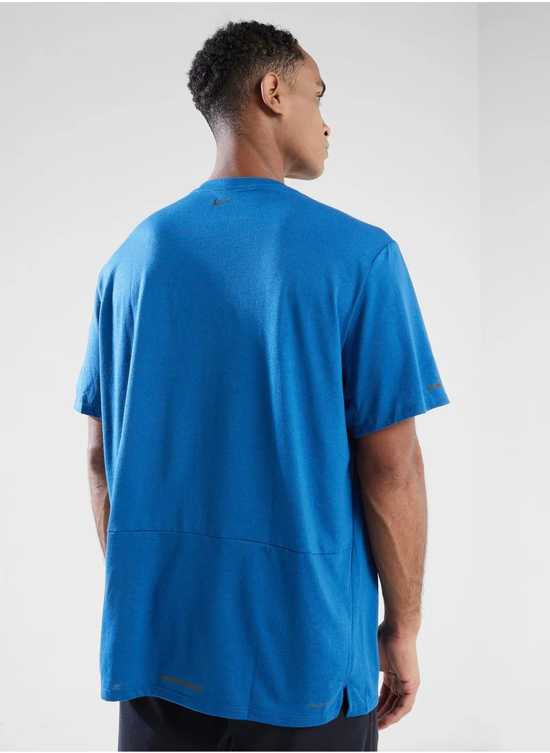 Nike Dri-Fit Rise 365 Run Div T-Shirts