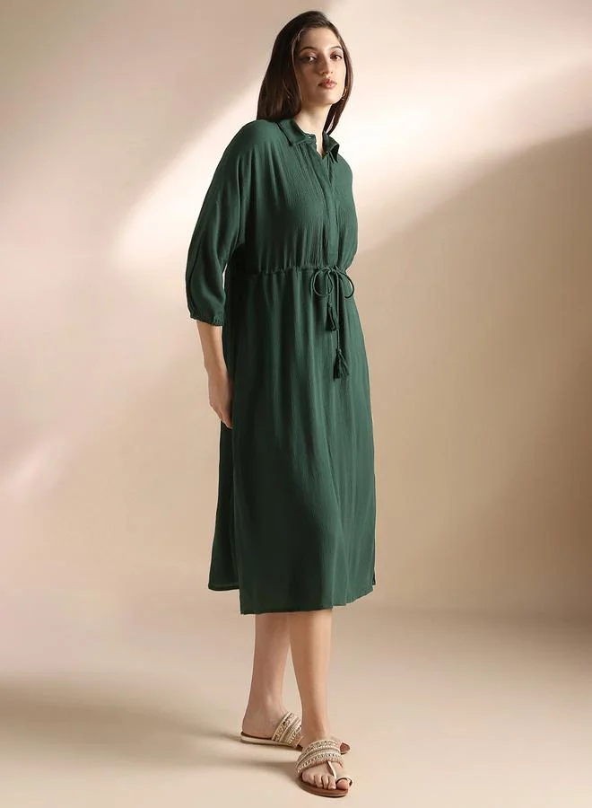 Globus Green Textured A-Line Midi Dress with 3/4 Sleeves and Drawstring Waist
