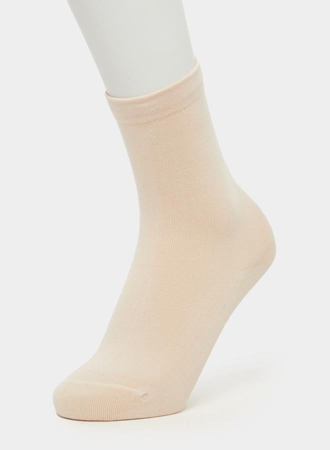 Styli Pack of 4 - Plain Crew Socks - Image 4