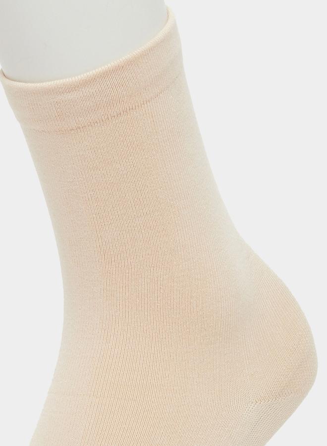 Styli Pack of 4 - Plain Crew Socks - Image 5