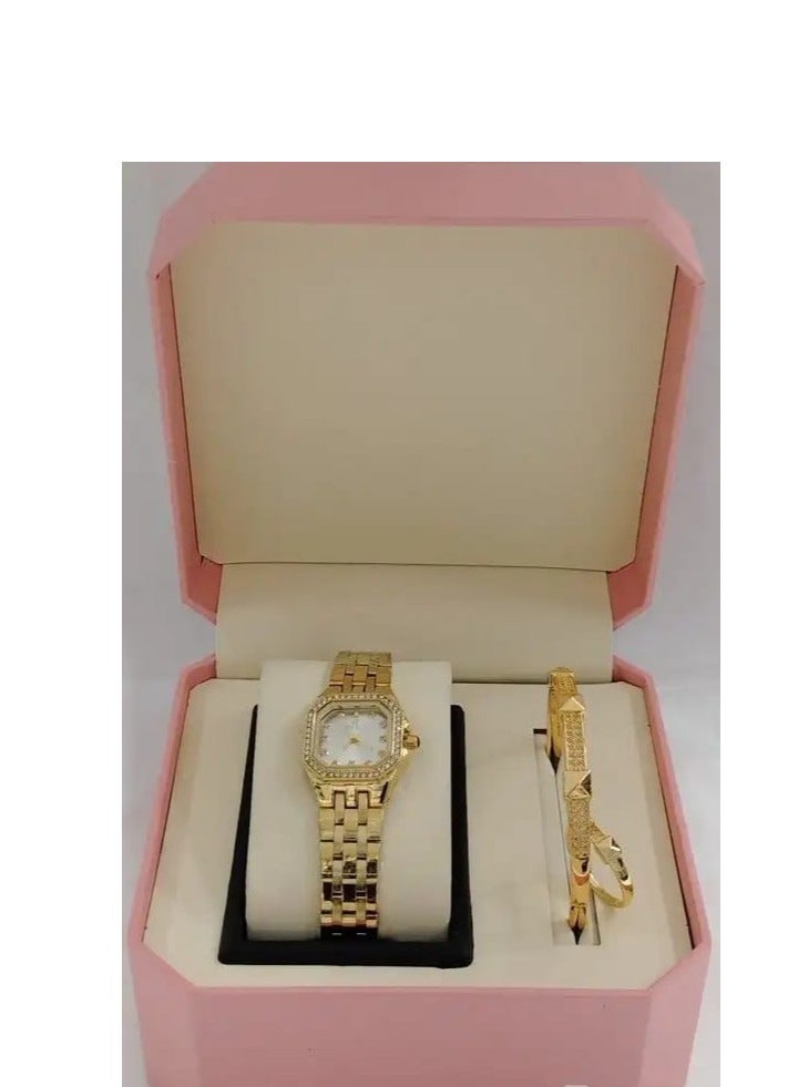 Women's watch with a bracelet and a ring made of zircon