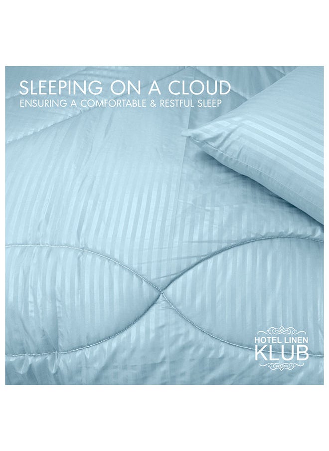 Hotel Linen Klub طقم لحاف بديل أسفل - قماش ميكروفايبر مخطط ناعم للغاية، حشوة ألياف ناعمة 200 جرام لكل متر مربع، الحجم: مزدوج 220 × 240 سم، اللون: أكوا  - Image 4