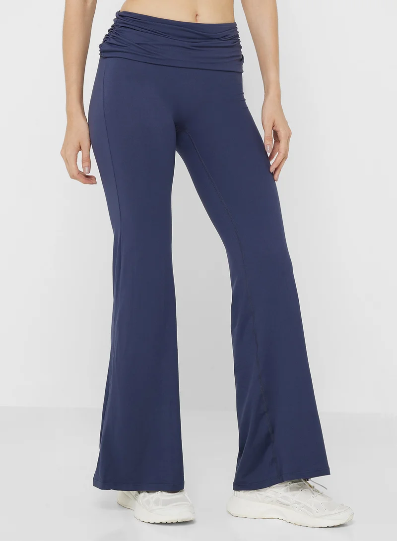 فورورد Foldover Waist Seamless Flared Leggings