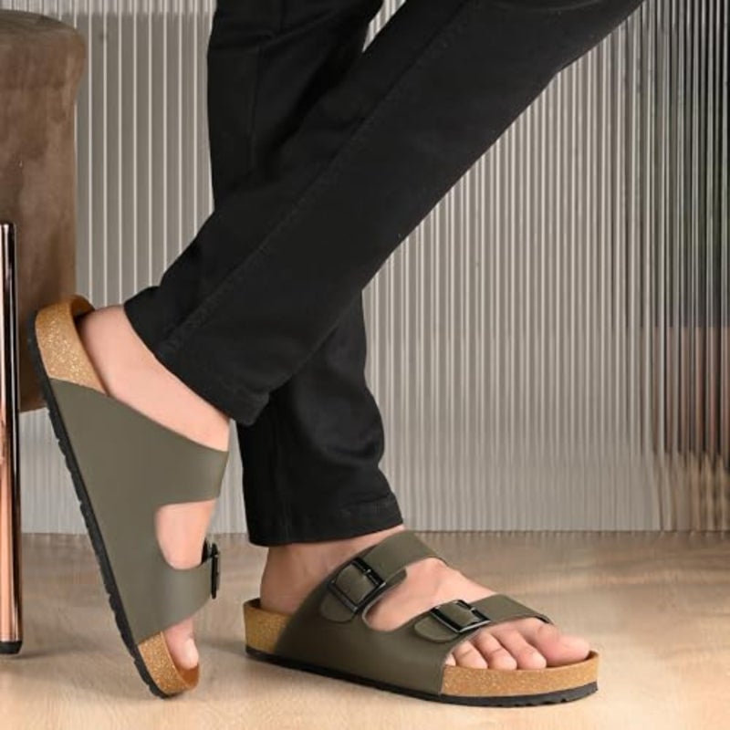 Everyday flip flops for men and boys: PU padding footbed, bounce back technology, comfortable lightweight waterproof sliders in black - Image 2