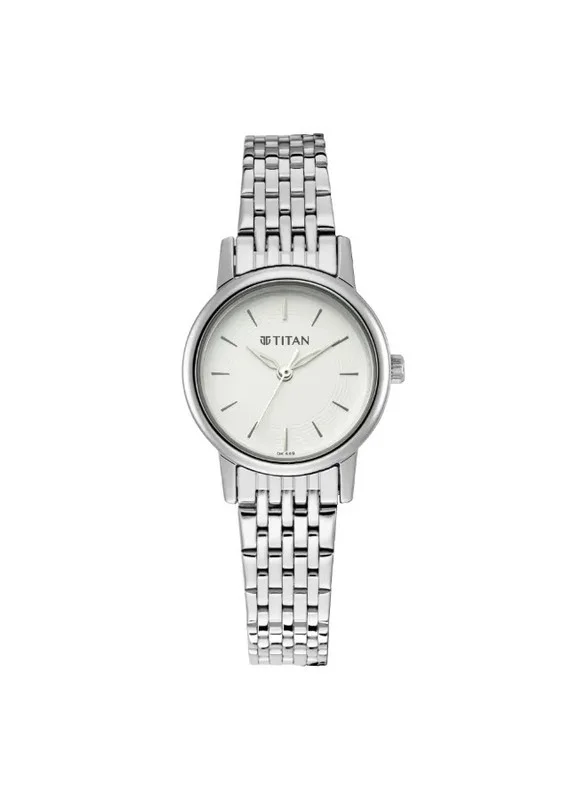 تيتان Titan Quartz Analog Watch for Women With Silver Dial Silver Colour Metal Strap