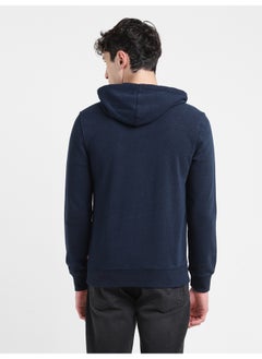 Levi's سويت شيرت رجالي بغطاء رأس باللون الأزرق  - Image 3