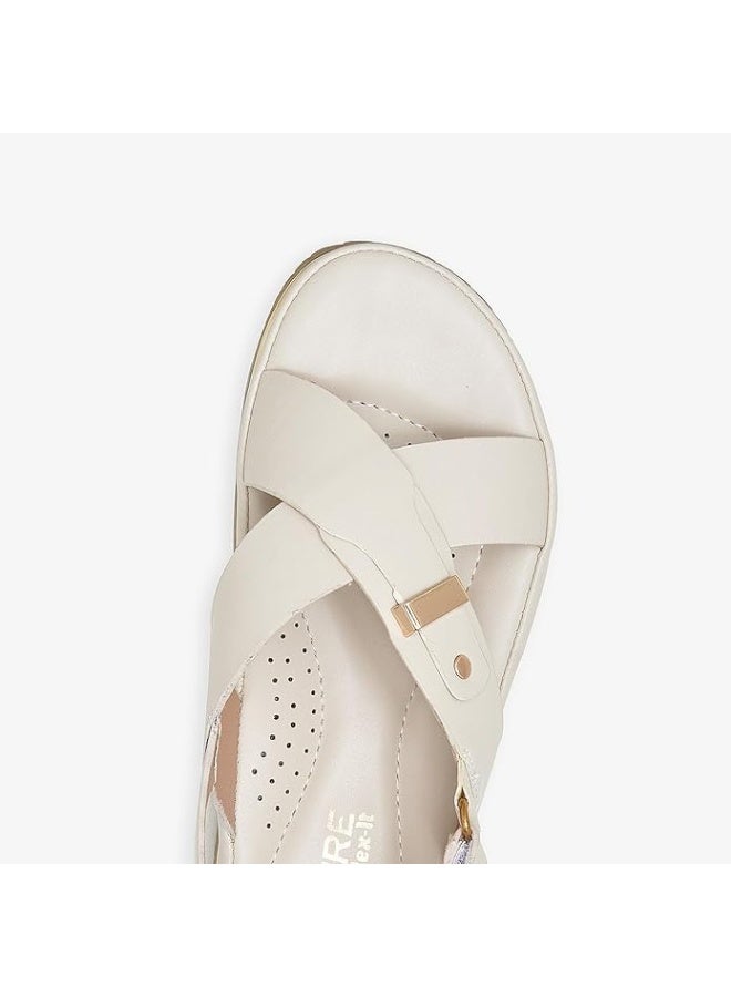 نديور صنادل منصة ندوير النسائية المريحة والفروية | جلد صناعي متين مع تفاصيل إبزيم خفيفة الوزن ومضادة للانزلاق | صنادل صيفية أنيقة - Image 3