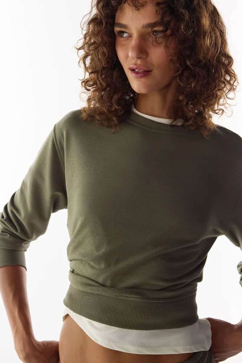 بنتي PENTI Women's Oversize Crew Neck Sweatshirt