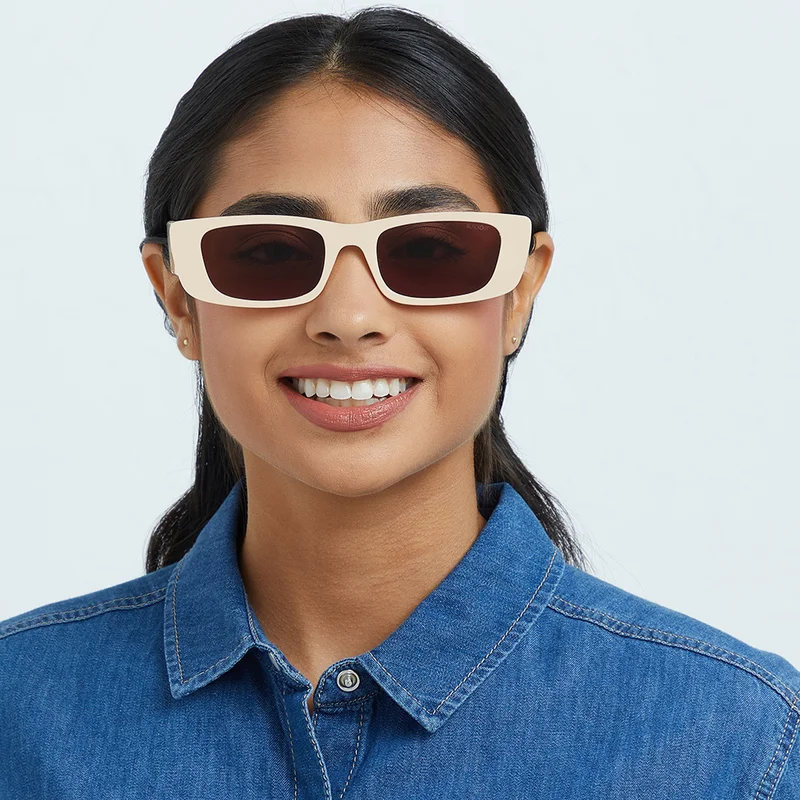 بلاك أوت Women's نظارة شمسية نسائية BlackOut MANHATTAN من Eyewa مستطيلة للنساء