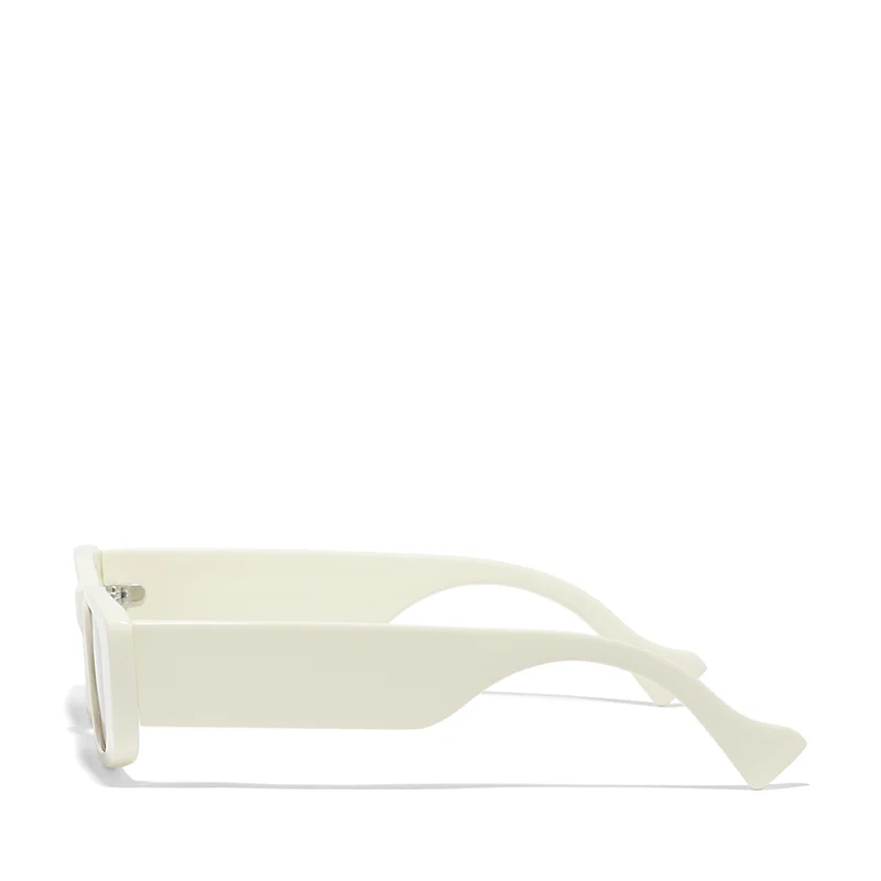 بلاك أوت Women's نظارة شمسية نسائية BlackOut MANHATTAN من Eyewa مستطيلة للنساء