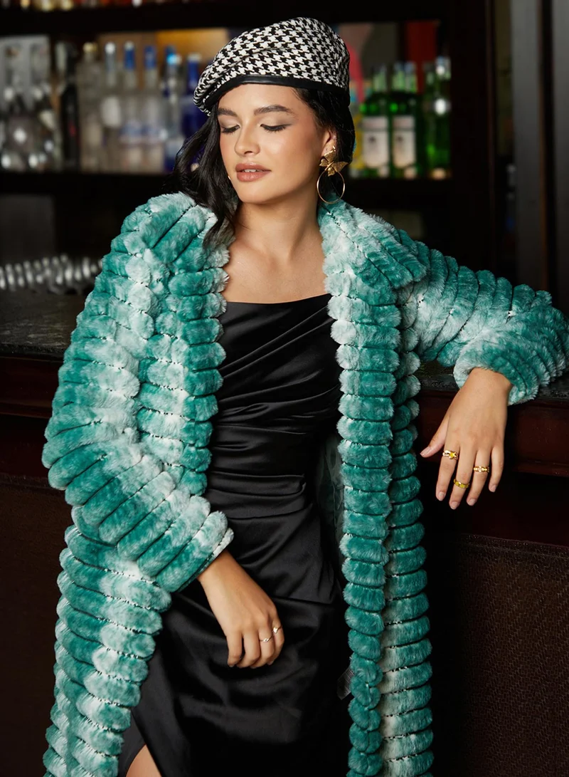 كامبوس سوترا معطف طويل نسائي أخضر غامق بتصميم مموج مناسب للارتداء اليومي بياقة مدببة وأكمام طويلة وفتحة سحب