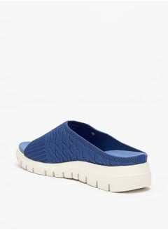 Le Confort Women's Textured Slip-On Sandals with Flatform Heels  - Image 2