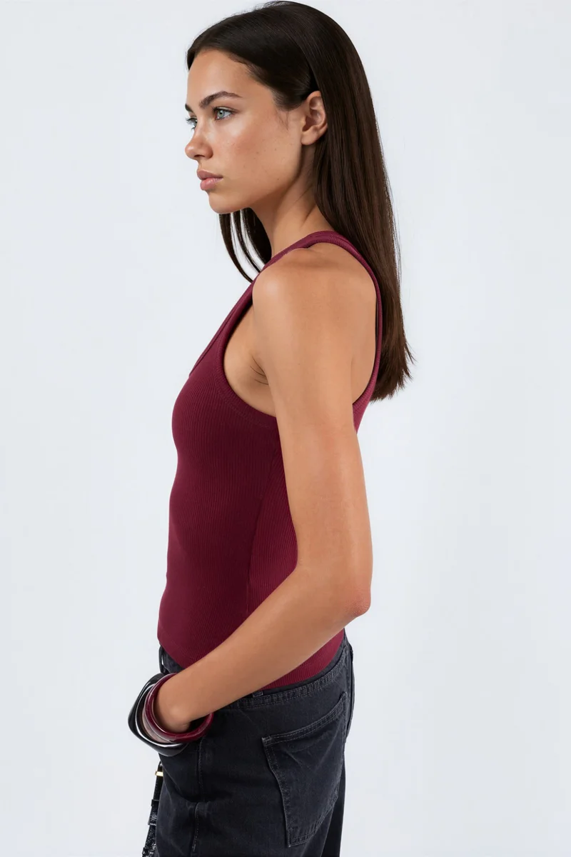 بوسيم BUSEM V-Neck Ribbed Tank Top