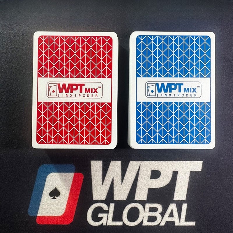 طقم بطاقات بوكر WPT Texas Holdem مكون من قطعتين، بجودة احترافية لمستوى البطولات، باللونين الأحمر والأزرق، بلاستيك صلب عالي الجودة مقاوم للثني، طلاء صامت غير قابل للانزلاق، مثالي لعشاق اللعبة. - Image 3