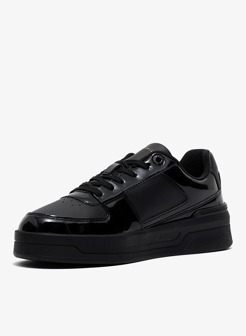 TOMMY HILFIGER Lace Up Low Top Sneaker