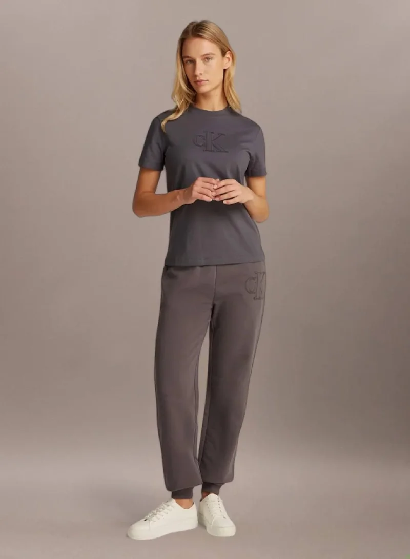Calvin Klein Boulevard Logo Appliqué T-shirt for Women | Best Price UAE