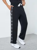 ستايلي أسود