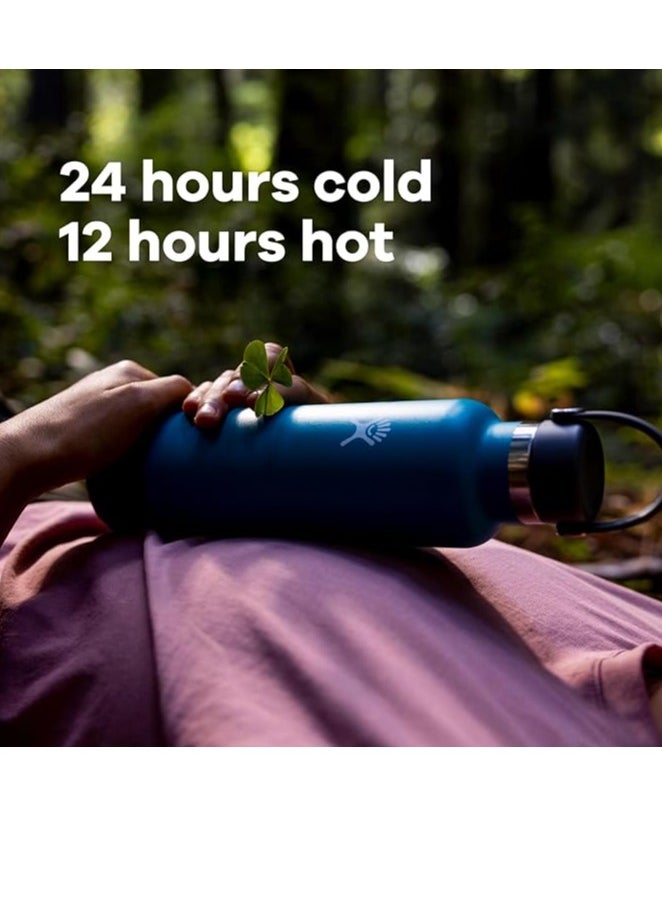 Hydro Flask HYDRO FLASK - Water Bottle 709ml (24oz) - Vacuum Insulated Stainless Steel Water Bottle with Leak Proof Flex Cap and Powder Coat - BPA-Free - Standard Mouth - White  - Image 3