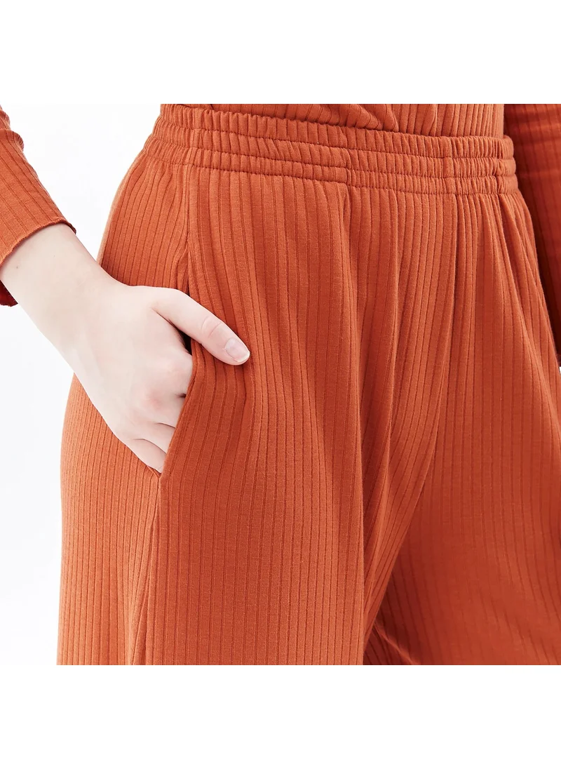 Defy'S Women's Oversize Wide Leg Trousers Cinnamon
