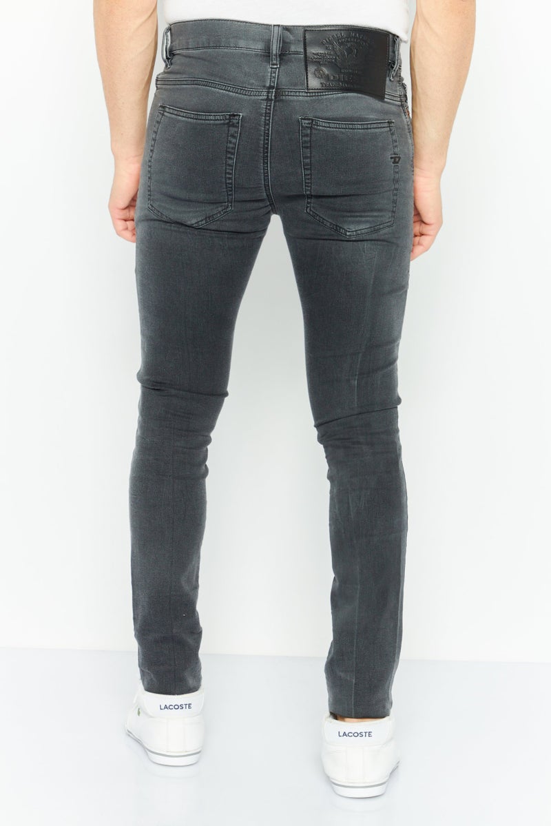 DIESEL جينز رجالي بقصة عادية قابل للتمدد، رمادي - Image 3