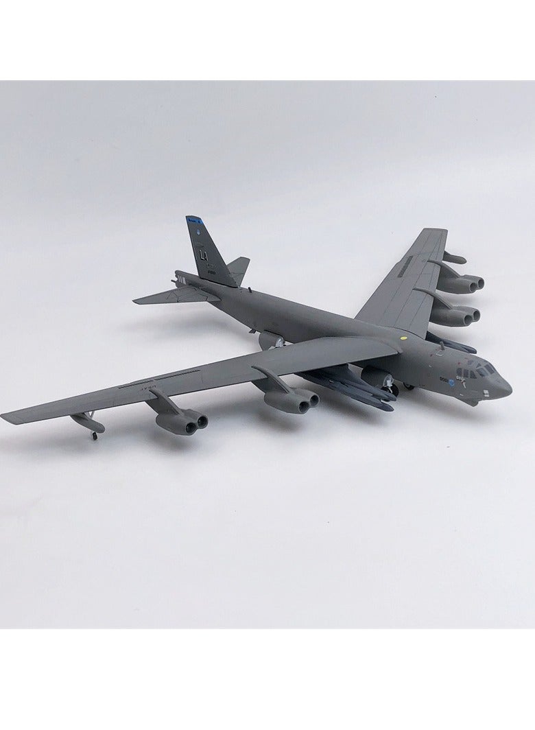 general 1:200 US B52 aircraft alloy model ornament, gifts for aircraft model enthusiasts - Image 3