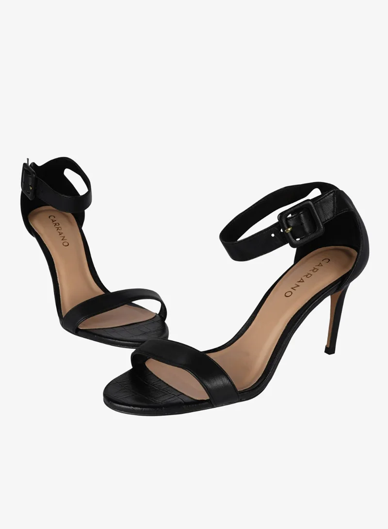 كارانو صندل نسائي فاخر بكعب رفيع من جلد ماسكاربوني كارانو