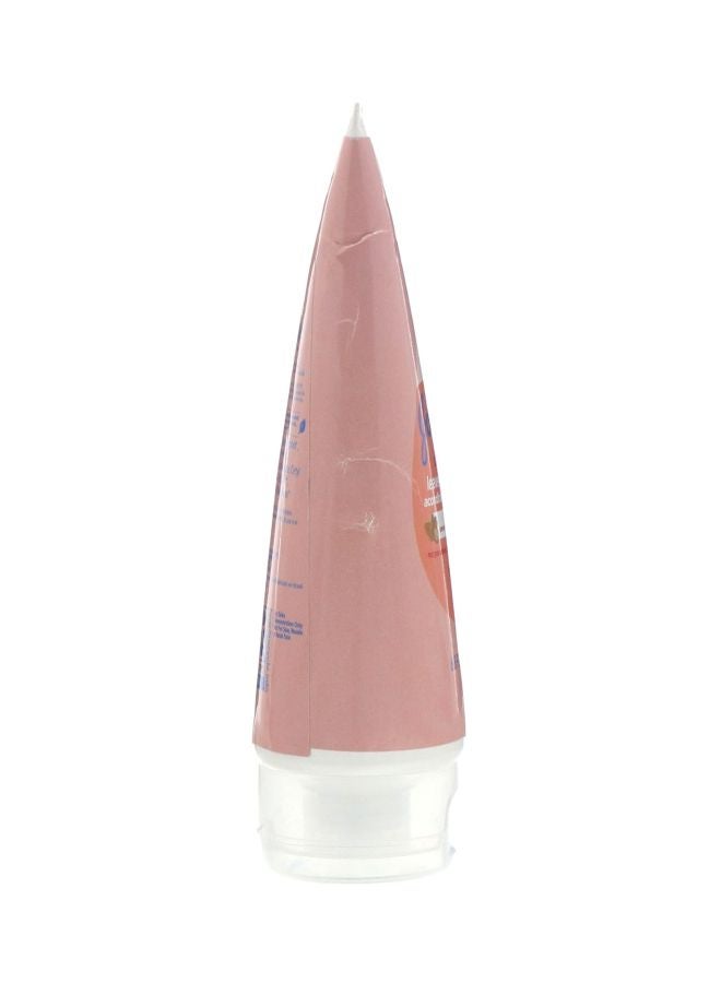 Johnson's Curl Defining Leave-In Conditioner - Image 4