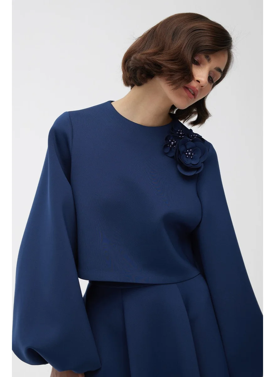 مانوكا Balloon Sleeve Brooch Blouse Midnight Blue