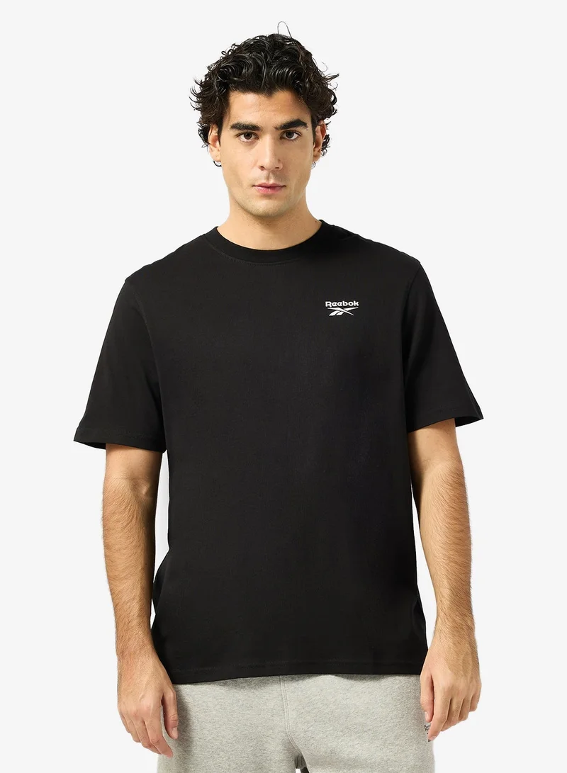 Reebok Cody Small Logo T-Shirt