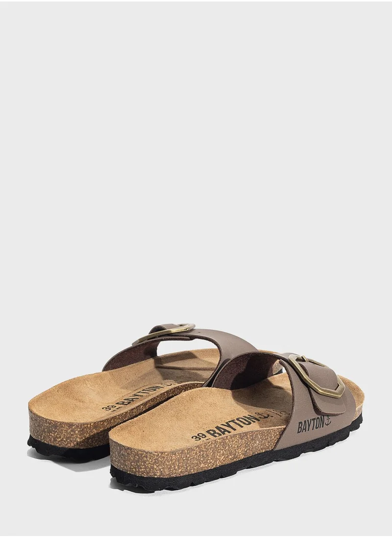 بيتون Zephyr One Strap Flat Sandals